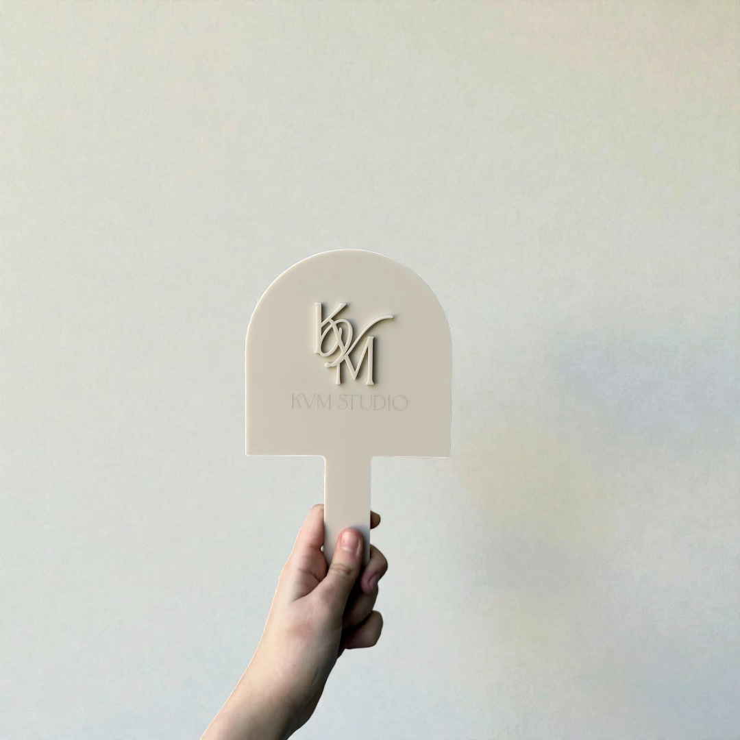 Logo Mirror